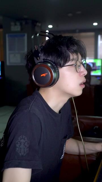 周泓都的热门作品